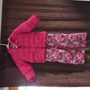 OSHKOSH B'GOSH TWO PIECE SKI SUIT FLORAL PRINT WITH MATCHING JACKET.